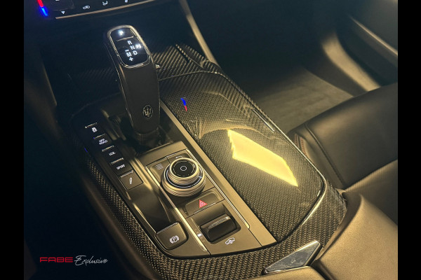 Maserati Levante 3.8 V8 GTS / Softclose / H/K / Carbon / Pano / 360 Camera / Memory / Stuurverwarming / Stoelventilatie