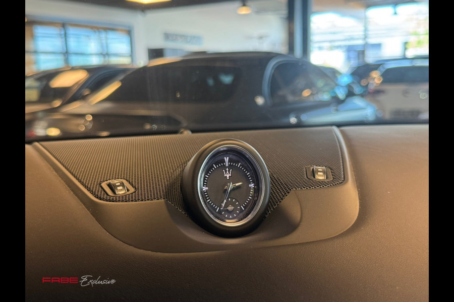 Maserati Levante 3.8 V8 GTS / Softclose / H/K / Carbon / Pano / 360 Camera / Memory / Stuurverwarming / Stoelventilatie
