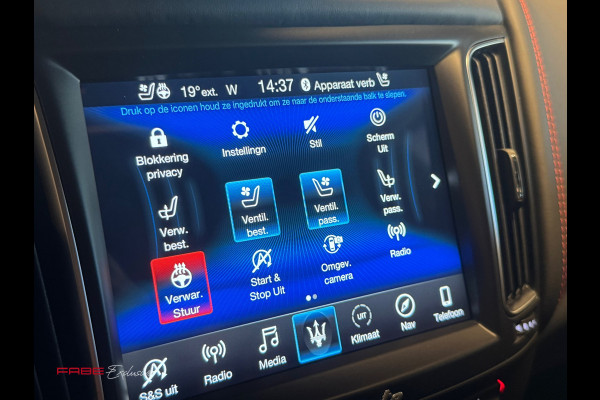 Maserati Levante 3.8 V8 GTS / Softclose / H/K / Carbon / Pano / 360 Camera / Memory / Stuurverwarming / Stoelventilatie