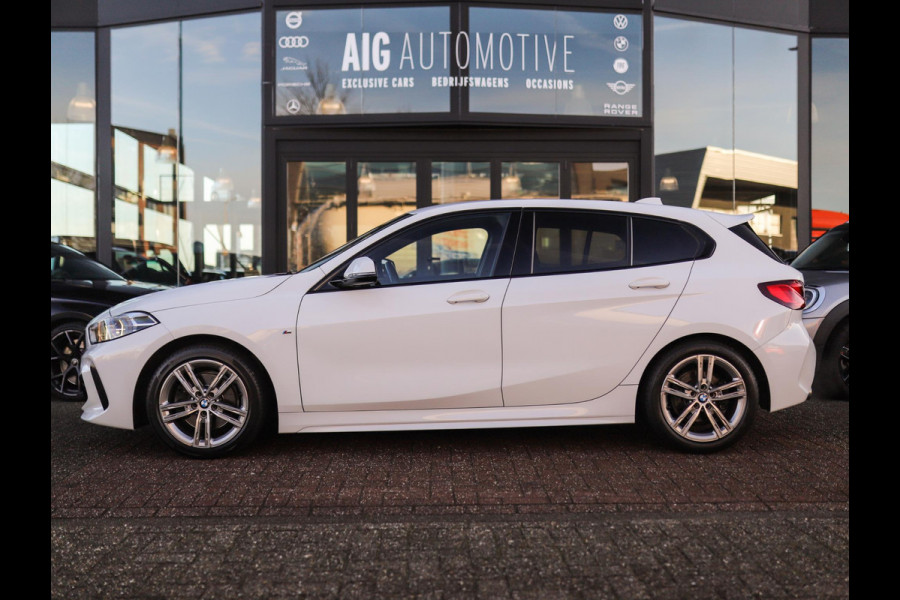 BMW 1-serie 118i High Executive | M-Sport | PDC | LED | Cruise Control
