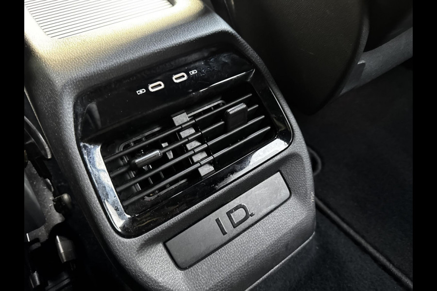 Volkswagen ID.4 Pro 77 kWh | SOH: 93,7% | Comfort Pakket | 2 Tone Exterieur Pakket | Style Pakket | Design Pakket | Matrix IQ. Light |