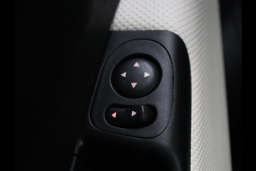 Fiat 500 0.9 TwinAir Turbo Sport | Leder | Cruise control | Navigatie | Bluetooth | Climate control | LED