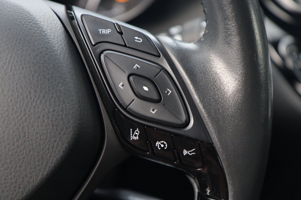 Toyota C-HR 2.0 Hybrid Business Plus / KEYLESS / CAMERA / DODEHOEK / STUUR+STOELVERW