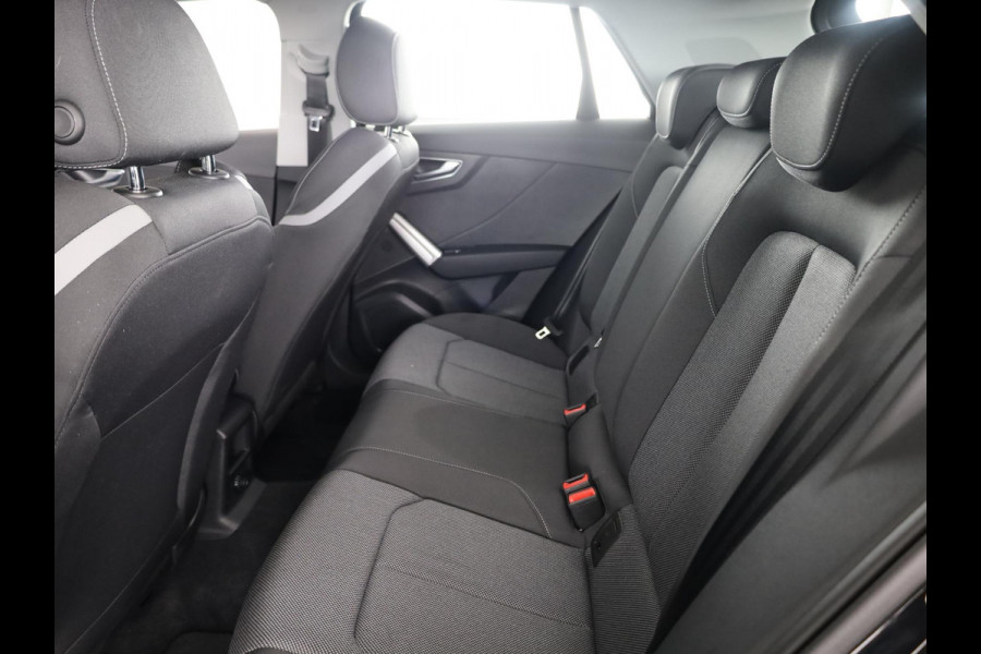 Audi Q2 35 TFSI Advanced edition 150pk | Adaptieve cruise controle | Parkeercamera | 17 inch  Lichtmetalen velgen | Verlengde garantie