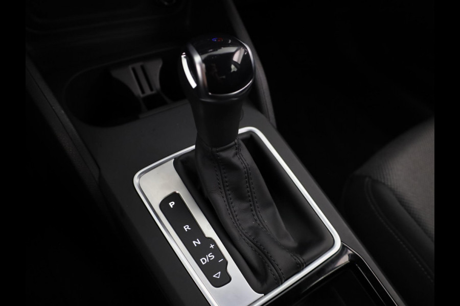 Audi Q2 35 TFSI Advanced edition 150pk | Adaptieve cruise controle | Parkeercamera | 17 inch  Lichtmetalen velgen | Verlengde garantie