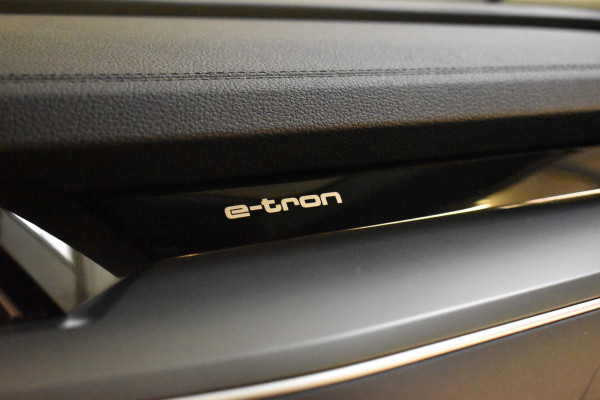 Audi e-tron 50 QUATTRO BUSINESS EDITION 71 kWh CAMERA/MEMORY/LUCHTVERING/SOH94%