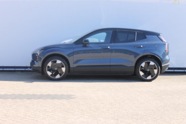Volvo EX30 P5 Long Range Plus Europa 69 kWh Google infotainment / Getint glas vanaf de B-stijl / Stoelverwarming / Stuurwielverwarming / 19" lichtmetalen velgen