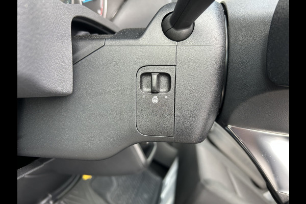 Mercedes-Benz eSprinter 320 L2 H2 Pro 81kWh / Snel laden 115Kw / Trekhaak / Parkeersensoren / MBUX / Navigatie / Camera / Cruise control / Airco / 270 G