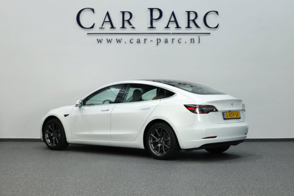 Tesla Model 3 Standard RWD Plus 60 kWh PANORAMADAK/LEER+S.VERWARMING/LMV/360 CAM/CRUISE/ECC/12 MND GARANTIE!