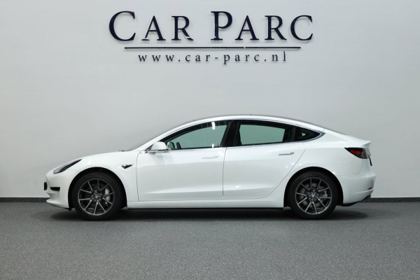 Tesla Model 3 Standard RWD Plus 60 kWh PANORAMADAK/LEER+S.VERWARMING/LMV/360 CAM/CRUISE/ECC/12 MND GARANTIE!