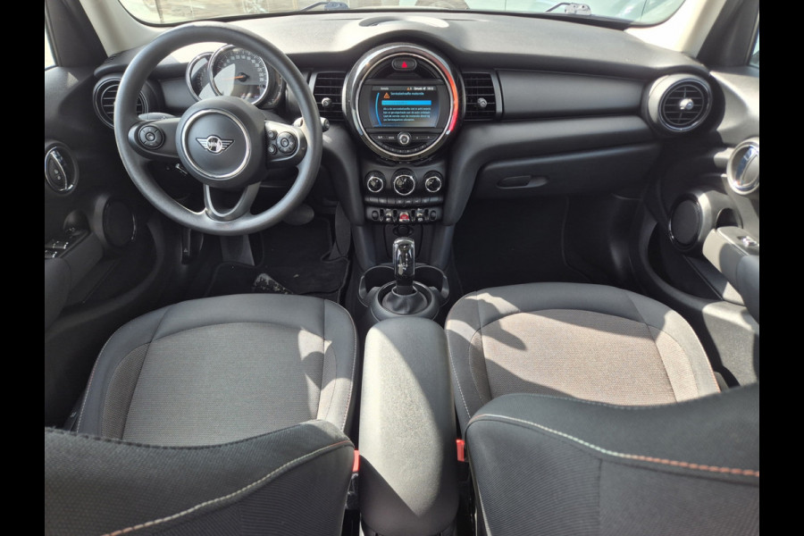MINI One 1.5 5-deurs, NAP, 17 inch, PDC, Climate Control
