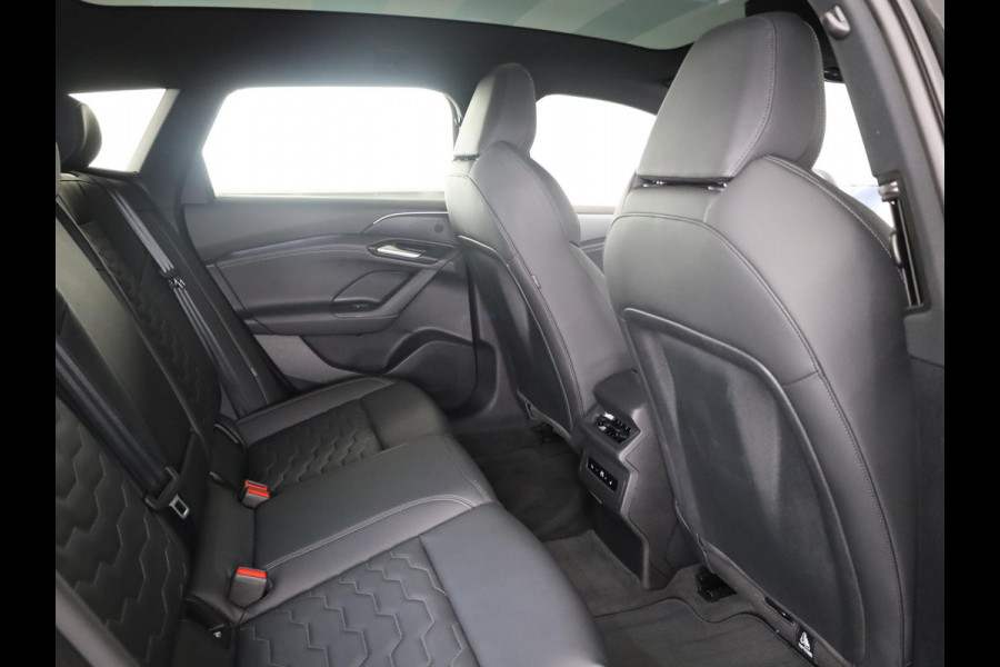 Audi A6 Avant e-tron S edition performance 100 kWh 367pk | SOH 99,3% | Panoramadak | Lederen sportstoelen | Tech pro | Stuur-en stoelverwarming V+A