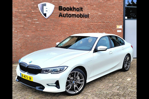 BMW 3-serie 330e Sport Line 292PK, M-stuur, HIFI, Leer, (1e eig. NL NAP)