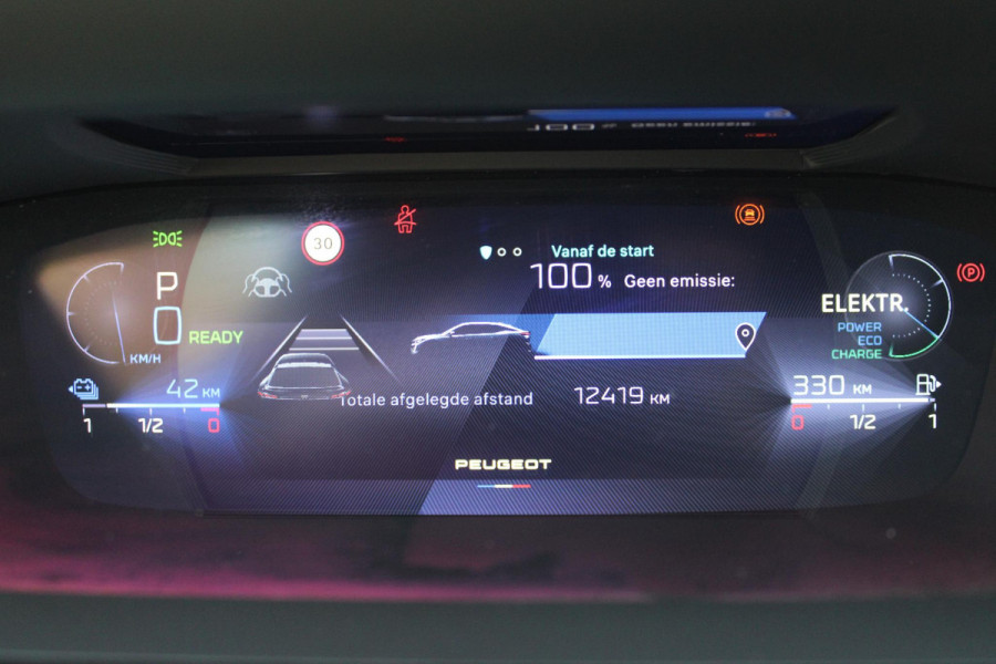 Peugeot 408 1.6 HYbrid 225PK GT ACTIERADIUS ELEK. WLTP 81-85KM | PANORAMA SCHUIF/KANTEL DAK | ELEKTRISCH VERSTELBARE VOORSTOELEN MET MASAGE FUNCTIE | VOORSTOELEN VERWARMBAAR | STUUR VERWARMING | SFEER VERLICHTING | 20" LICHTMETALEN VELGEN | ELEKTRISCH BEDIENBARE ACHTERKLEP | LED MATRIX KOPLAMPEN | 360° CAMERA | PARKEERSENSOREN VOOR + ACHTER | DRAADLOZE TELEFOONLADER | DRAADLOZE APPLE CARPLAY/ANDROID AUTO | NAVIGATIE | DODEHOEK DETECTIE | ADAPTIVE CRUISE CONTROL |