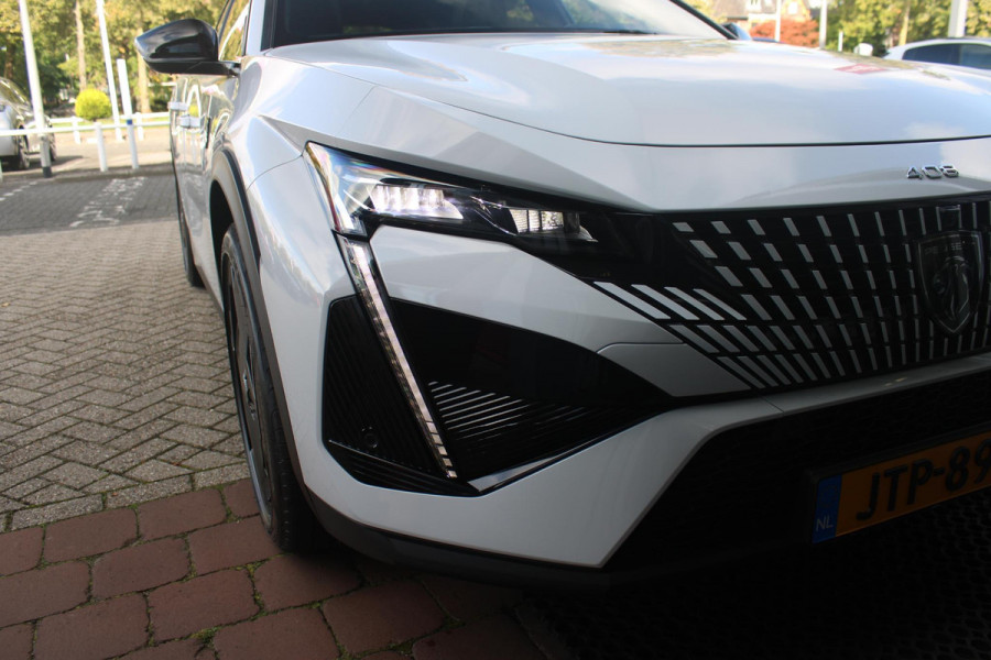 Peugeot 408 1.6 HYbrid 225PK GT ACTIERADIUS ELEK. WLTP 81-85KM | PANORAMA SCHUIF/KANTEL DAK | ELEKTRISCH VERSTELBARE VOORSTOELEN MET MASAGE FUNCTIE | VOORSTOELEN VERWARMBAAR | STUUR VERWARMING | SFEER VERLICHTING | 20" LICHTMETALEN VELGEN | ELEKTRISCH BEDIENBARE ACHTERKLEP | LED MATRIX KOPLAMPEN | 360° CAMERA | PARKEERSENSOREN VOOR + ACHTER | DRAADLOZE TELEFOONLADER | DRAADLOZE APPLE CARPLAY/ANDROID AUTO | NAVIGATIE | DODEHOEK DETECTIE | ADAPTIVE CRUISE CONTROL |