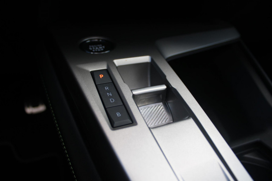 Peugeot 408 1.6 HYbrid 225PK GT ACTIERADIUS ELEK. WLTP 81-85KM | PANORAMA SCHUIF/KANTEL DAK | ELEKTRISCH VERSTELBARE VOORSTOELEN MET MASAGE FUNCTIE | VOORSTOELEN VERWARMBAAR | STUUR VERWARMING | SFEER VERLICHTING | 20" LICHTMETALEN VELGEN | ELEKTRISCH BEDIENBARE ACHTERKLEP | LED MATRIX KOPLAMPEN | 360° CAMERA | PARKEERSENSOREN VOOR + ACHTER | DRAADLOZE TELEFOONLADER | DRAADLOZE APPLE CARPLAY/ANDROID AUTO | NAVIGATIE | DODEHOEK DETECTIE | ADAPTIVE CRUISE CONTROL |
