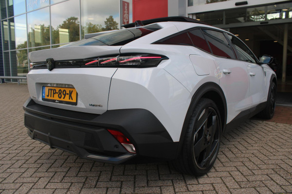 Peugeot 408 1.6 HYbrid 225PK GT ACTIERADIUS ELEK. WLTP 81-85KM | PANORAMA SCHUIF/KANTEL DAK | ELEKTRISCH VERSTELBARE VOORSTOELEN MET MASAGE FUNCTIE | VOORSTOELEN VERWARMBAAR | STUUR VERWARMING | SFEER VERLICHTING | 20" LICHTMETALEN VELGEN | ELEKTRISCH BEDIENBARE ACHTERKLEP | LED MATRIX KOPLAMPEN | 360° CAMERA | PARKEERSENSOREN VOOR + ACHTER | DRAADLOZE TELEFOONLADER | DRAADLOZE APPLE CARPLAY/ANDROID AUTO | NAVIGATIE | DODEHOEK DETECTIE | ADAPTIVE CRUISE CONTROL |