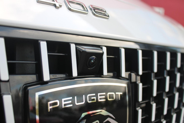 Peugeot 408 1.6 HYbrid 225PK GT ACTIERADIUS ELEK. WLTP 81-85KM | PANORAMA SCHUIF/KANTEL DAK | ELEKTRISCH VERSTELBARE VOORSTOELEN MET MASAGE FUNCTIE | VOORSTOELEN VERWARMBAAR | STUUR VERWARMING | SFEER VERLICHTING | 20" LICHTMETALEN VELGEN | ELEKTRISCH BEDIENBARE ACHTERKLEP | LED MATRIX KOPLAMPEN | 360° CAMERA | PARKEERSENSOREN VOOR + ACHTER | DRAADLOZE TELEFOONLADER | DRAADLOZE APPLE CARPLAY/ANDROID AUTO | NAVIGATIE | DODEHOEK DETECTIE | ADAPTIVE CRUISE CONTROL |