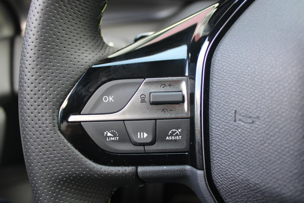 Peugeot 408 1.6 HYbrid 225PK GT ACTIERADIUS ELEK. WLTP 81-85KM | PANORAMA SCHUIF/KANTEL DAK | ELEKTRISCH VERSTELBARE VOORSTOELEN MET MASAGE FUNCTIE | VOORSTOELEN VERWARMBAAR | STUUR VERWARMING | SFEER VERLICHTING | 20" LICHTMETALEN VELGEN | ELEKTRISCH BEDIENBARE ACHTERKLEP | LED MATRIX KOPLAMPEN | 360° CAMERA | PARKEERSENSOREN VOOR + ACHTER | DRAADLOZE TELEFOONLADER | DRAADLOZE APPLE CARPLAY/ANDROID AUTO | NAVIGATIE | DODEHOEK DETECTIE | ADAPTIVE CRUISE CONTROL |