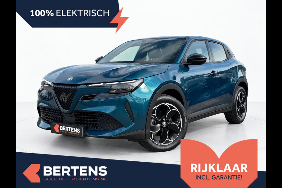 Alfa Romeo junior Elettrica 54 kWh | 1 fase | Accu 98% | 18 inch | Prijs is rijklaar