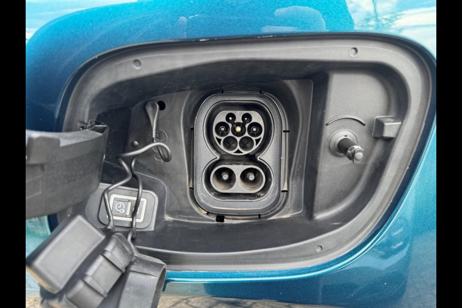 Alfa Romeo junior Elettrica 54 kWh | 1 fase | Accu 98% | 18 inch | Prijs is rijklaar