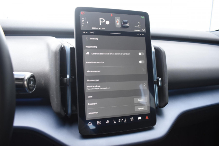 Volvo EX30 Single Motor Extended Range Plus 69 kWh / Adaptive Cruise Control / Harman Kardon / Stoelverwarming / Stuurverwarming / Achteruitrijcamera / Elektrische achterklep / Parkeersensoren V+A / Trekhaak elektrisch uitklapbaar