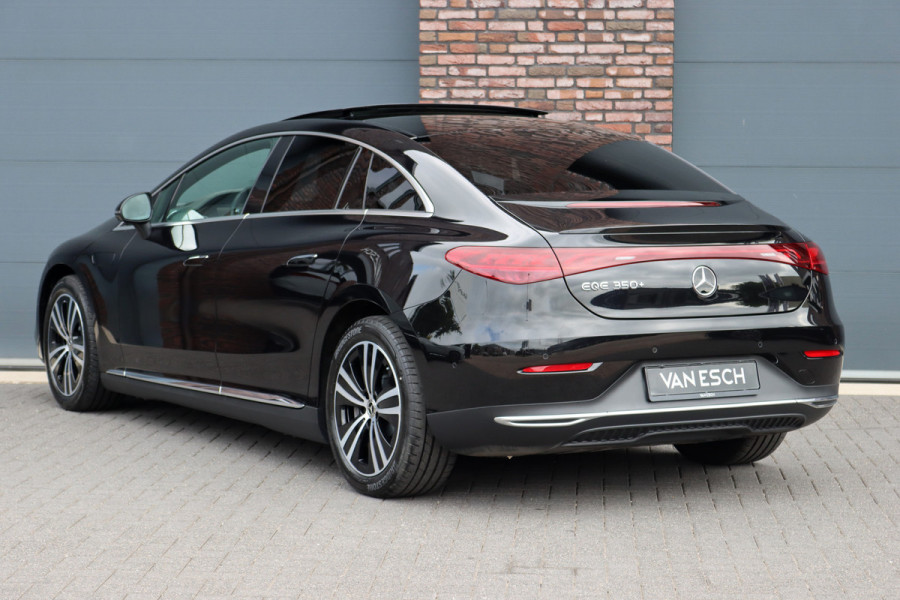 Mercedes-Benz EQE 350+ Business Solution Luxury 96 kWh | Hyperscreen | Distronic+ | Panoramadak | Memory | Burmester | Surround Camera | Leder | Digital Light | Keyless Go | 22 kW | Warmtepomp |