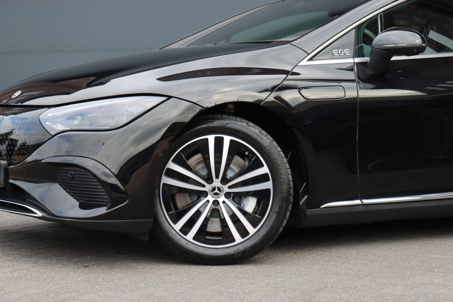 Mercedes-Benz EQE 350+ Business Solution Luxury 96 kWh | Hyperscreen | Distronic+ | Panoramadak | Memory | Burmester | Surround Camera | Leder | Digital Light | Keyless Go | 22 kW | Warmtepomp |