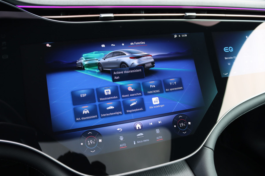 Mercedes-Benz EQE 350+ Business Solution Luxury 96 kWh | Hyperscreen | Distronic+ | Panoramadak | Memory | Burmester | Surround Camera | Leder | Digital Light | Keyless Go | 22 kW | Warmtepomp |
