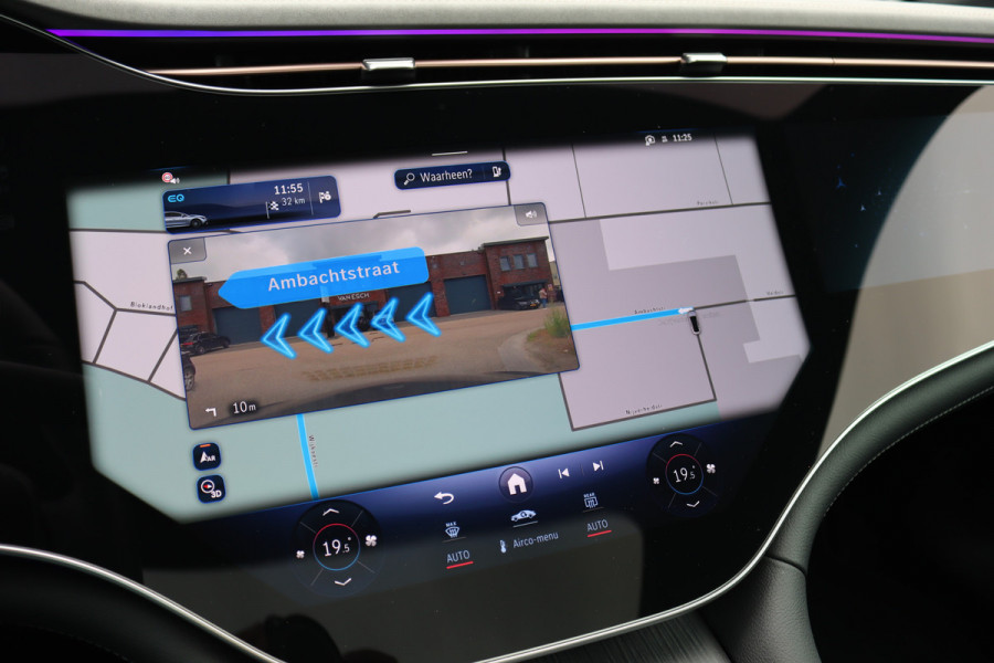 Mercedes-Benz EQE 350+ Business Solution Luxury 96 kWh | Hyperscreen | Distronic+ | Panoramadak | Memory | Burmester | Surround Camera | Leder | Digital Light | Keyless Go | 22 kW | Warmtepomp |
