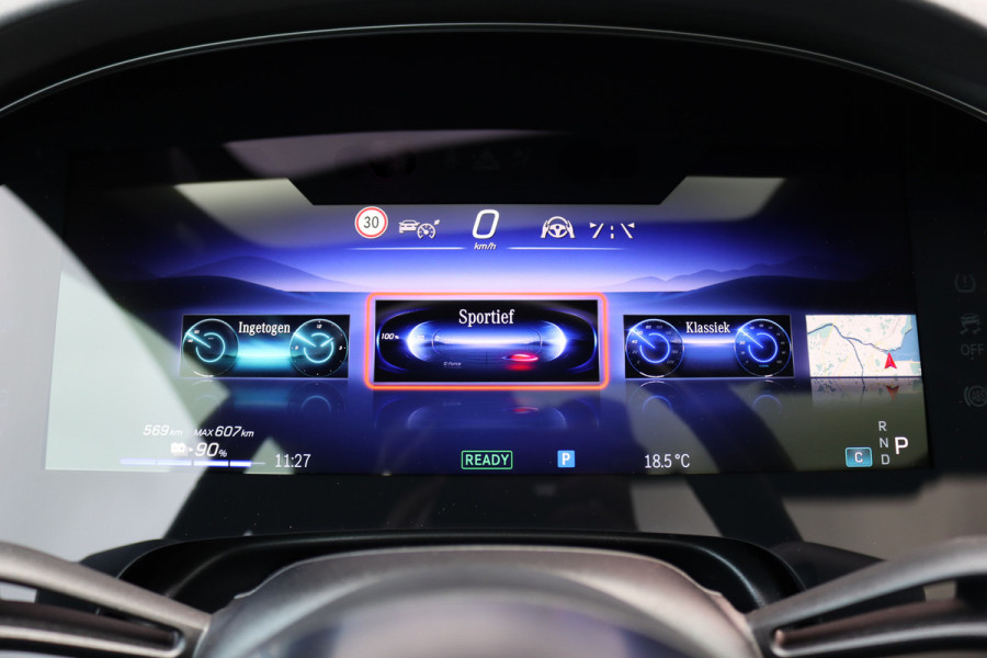 Mercedes-Benz EQE 350+ Business Solution Luxury 96 kWh | Hyperscreen | Distronic+ | Panoramadak | Memory | Burmester | Surround Camera | Leder | Digital Light | Keyless Go | 22 kW | Warmtepomp |