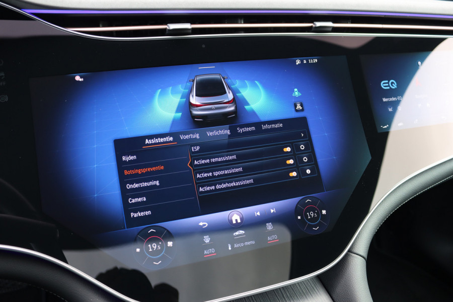 Mercedes-Benz EQE 350+ Business Solution Luxury 96 kWh | Hyperscreen | Distronic+ | Panoramadak | Memory | Burmester | Surround Camera | Leder | Digital Light | Keyless Go | 22 kW | Warmtepomp |