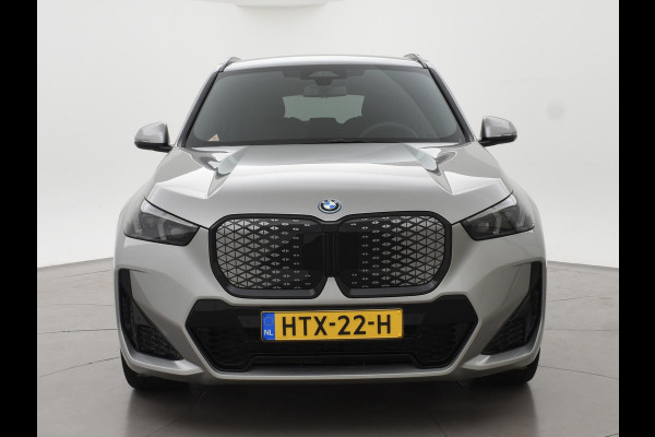 BMW iX1 eDrive20 67 kWh M SPORT EDITION *NIEUW* + TREKHAAK WEGKL. | ADAPTIVE CRUISE | 19 INCH | PREMIUM PACK