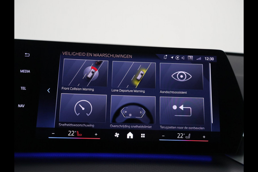 BMW iX1 eDrive20 67 kWh M SPORT EDITION *NIEUW* + TREKHAAK WEGKL. | ADAPTIVE CRUISE | 19 INCH | PREMIUM PACK