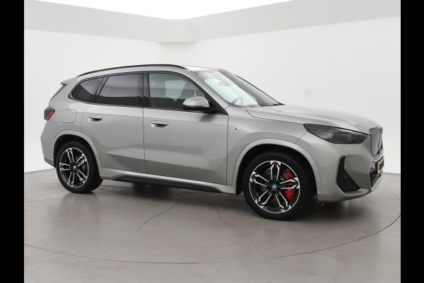 BMW iX1 eDrive20 67 kWh M SPORT EDITION *NIEUW* + TREKHAAK WEGKL. | ADAPTIVE CRUISE | 19 INCH | PREMIUM PACK