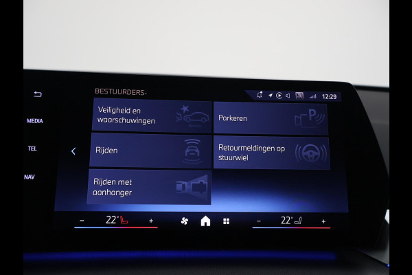 BMW iX1 eDrive20 67 kWh M SPORT EDITION *NIEUW* + TREKHAAK WEGKL. | ADAPTIVE CRUISE | 19 INCH | PREMIUM PACK