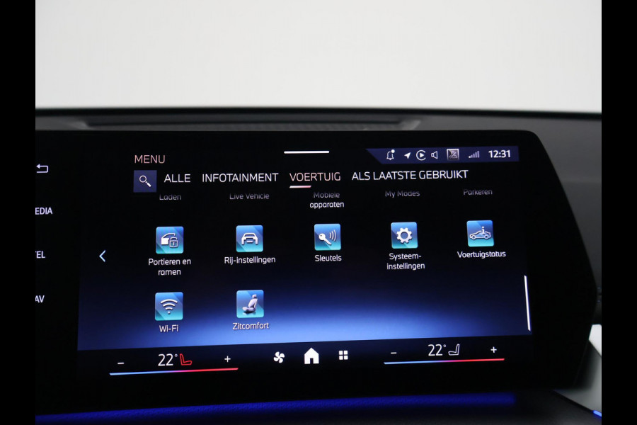 BMW iX1 eDrive20 67 kWh M SPORT EDITION *NIEUW* + TREKHAAK WEGKL. | ADAPTIVE CRUISE | 19 INCH | PREMIUM PACK