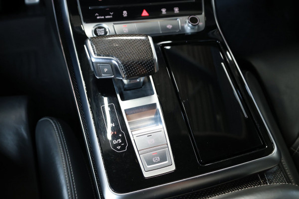 Audi Q8 55 TFSI quattro 340+PK 3x S-line BTW/MAXTON//VIRTUAL/SFEER/PANO/LUCHT/RS ZETELS+S.VERWARMING/22"/CAM/ACC/12 MND GARANTIE