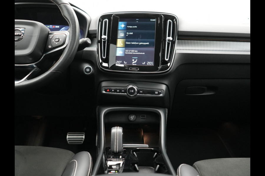 Volvo XC40 T5 Recharge R-Design PHEV 262pk | Panodak | Adaptive Cruise | Camera | Alcantara Sportstoelen Memory & Verwarmd | Stuur Verwarmd | Keyless | BLIS | Apple Carplay | Navigatie | DAB | 20"L.M | Plug in Hybrid |