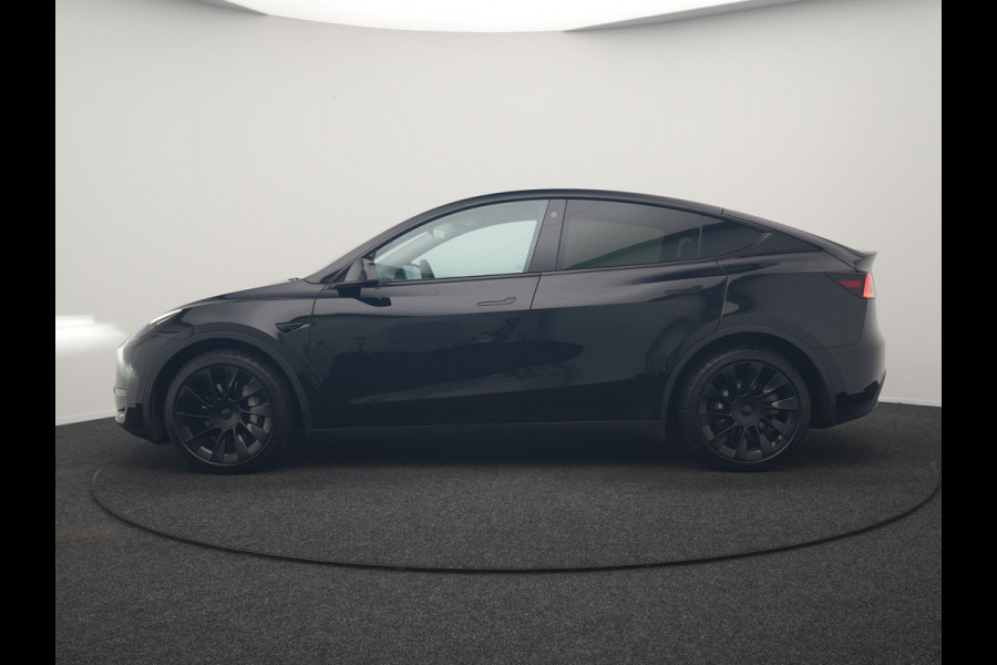 Tesla Model Y Dual Motor Long Range AWD 441 pk | Trekhaak Afn. | Full Self-Driving Capability | Panodak | Adaptive Cruise | 360 Camera | Lederen Sportstoelen Memory & Verwarmd | Navigatie |