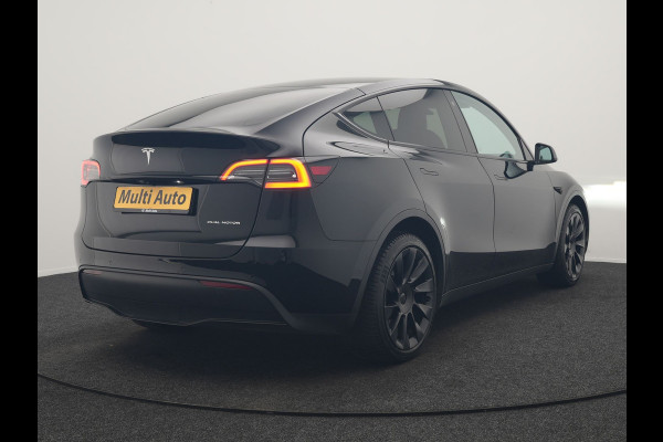 Tesla Model Y Dual Motor Long Range AWD 441 pk | Trekhaak Afn. | Full Self-Driving Capability | Panodak | Adaptive Cruise | 360 Camera | Lederen Sportstoelen Memory & Verwarmd | Navigatie |