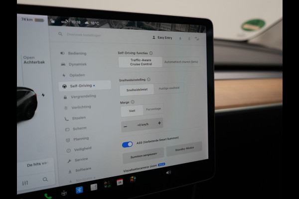 Tesla Model Y Dual Motor Long Range AWD 441 pk | Trekhaak Afn. | Full Self-Driving Capability | Panodak | Adaptive Cruise | 360 Camera | Lederen Sportstoelen Memory & Verwarmd | Navigatie |