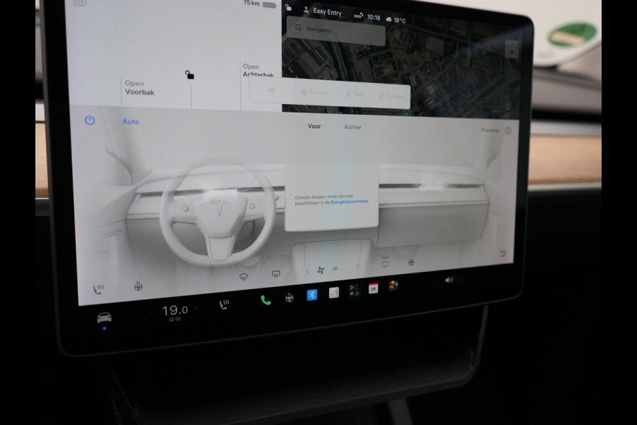 Tesla Model Y Dual Motor Long Range AWD 441 pk | Trekhaak Afn. | Full Self-Driving Capability | Panodak | Adaptive Cruise | 360 Camera | Lederen Sportstoelen Memory & Verwarmd | Navigatie |