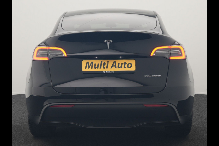 Tesla Model Y Dual Motor Long Range AWD 441 pk | Trekhaak Afn. | Full Self-Driving Capability | Panodak | Adaptive Cruise | 360 Camera | Lederen Sportstoelen Memory & Verwarmd | Navigatie |