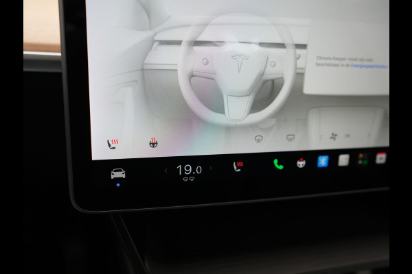 Tesla Model Y Dual Motor Long Range AWD 441 pk | Trekhaak Afn. | Full Self-Driving Capability | Panodak | Adaptive Cruise | 360 Camera | Lederen Sportstoelen Memory & Verwarmd | Navigatie |
