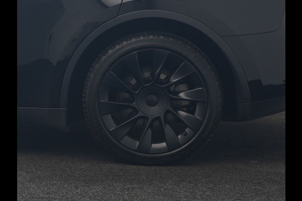 Tesla Model Y Dual Motor Long Range AWD 441 pk | Trekhaak Afn. | Full Self-Driving Capability | Panodak | Adaptive Cruise | 360 Camera | Lederen Sportstoelen Memory & Verwarmd | Navigatie |
