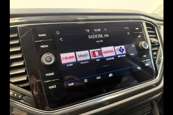 Volkswagen T-Roc 1.5 TSI Sport ACC Panoramadak PDC Automaat