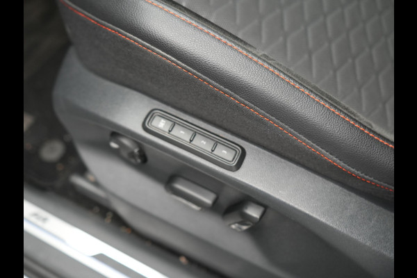 Seat Tarraco 1.4 TSI e-Hybrid PHEV FR Business Intense 245pk Dealer O.H | Trekhaak Af Fabriek | Panodak | Adaptive Cruise | 360 Camera | Sportstoelen Memory & Verwarmd | Keyless | Blis | Stuur Verwarmd | Apple Carplay | Sfeerverlichting | Navigatie | DAB | 20"L.M | Plug In Hybrid