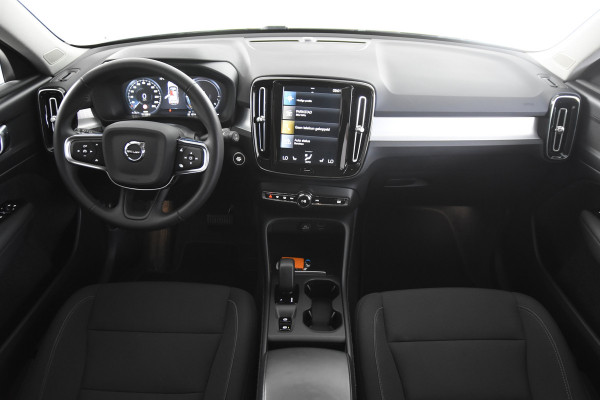 Volvo XC40 1.5 T4 Inscription *1ste Eigenaar*Navigatie*Stoelverwarming*Camera*