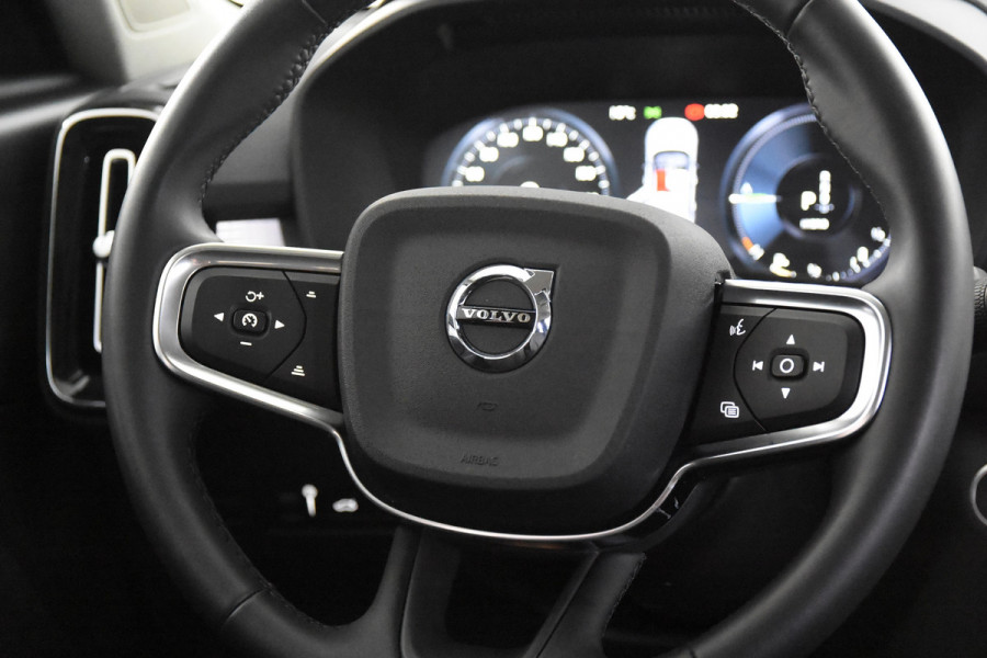 Volvo XC40 1.5 T4 Inscription *1ste Eigenaar*Navigatie*Stoelverwarming*Camera*